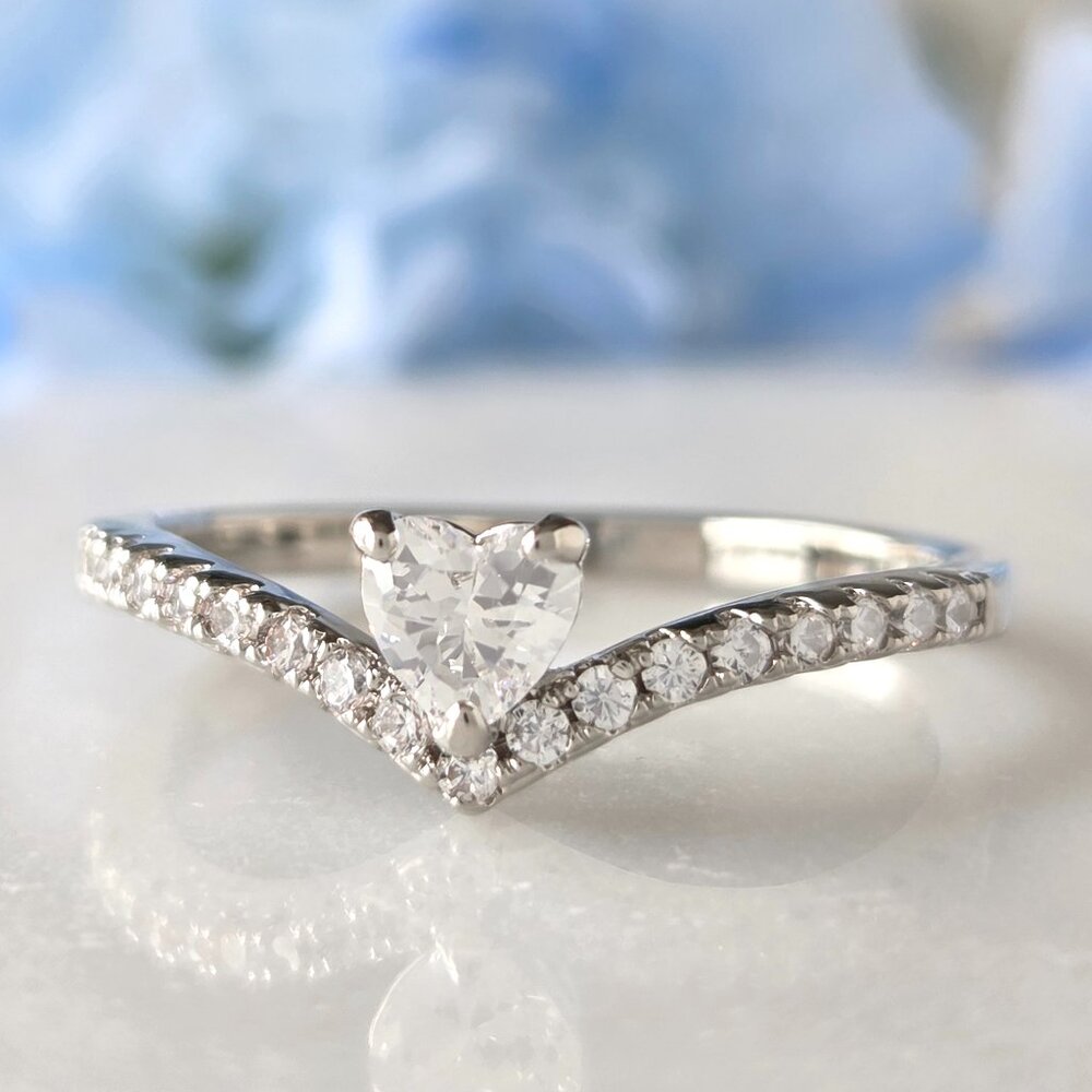 Wishbone Heart Ring - Charmed Aroma, size 6